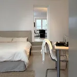 Modern, Bright For Individuals & Groups Appartamento