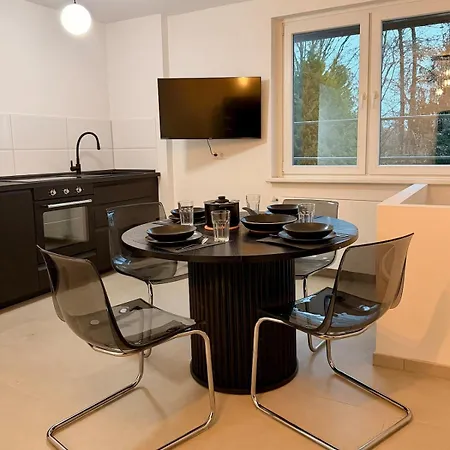 Modern, Bright For Individuals & Groups *