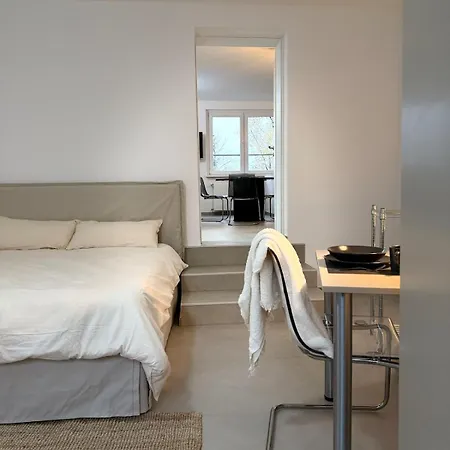 Modern, Bright For Individuals & Groups Lejlighed