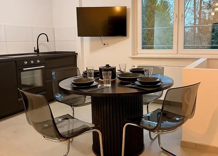 Modern, Bright For Individuals & Groups *