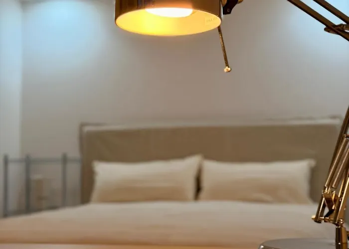 Modern, Bright For Individuals & Groups *